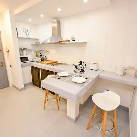 Piata Romana 2 Apartment